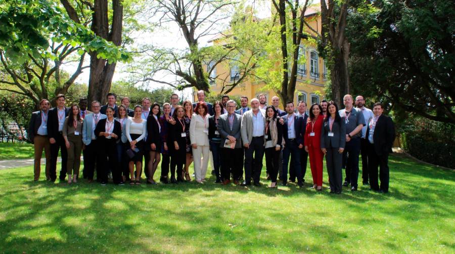 Foto de familia de la WWCA durante su encuentro en Oporto.