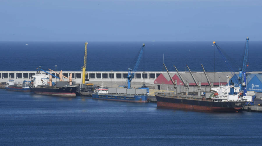 Se ha logrado una significativa reducci&oacute;n de la inversi&oacute;n realizada con fondos propios de la Autoridad Portuaria de A Coru&ntilde;a en obras del Puerto Exterior.