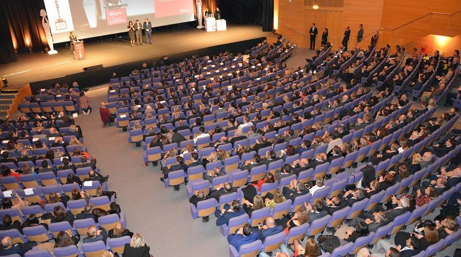 La econom&iacute;a valenciana rinde homenaje a Francisco Lorente