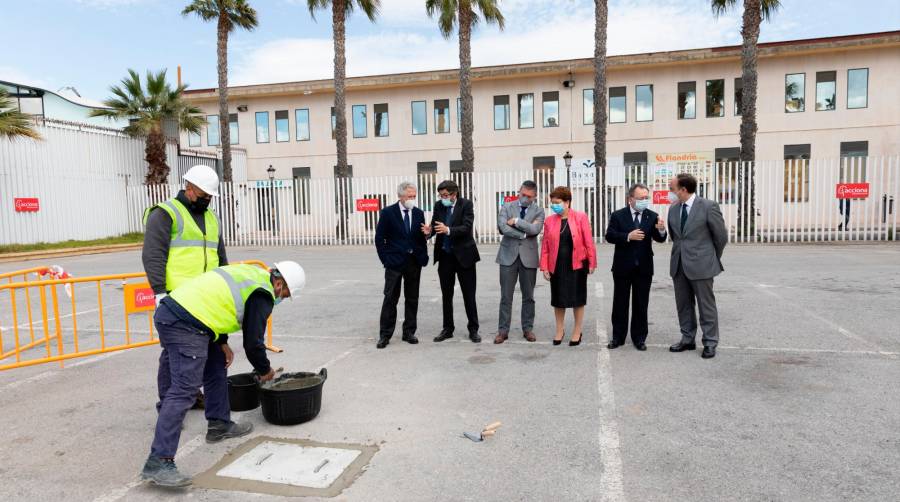 Rodríguez Dapena pone en valor el potencial económico, social y ambiental del Puerto de Ceuta