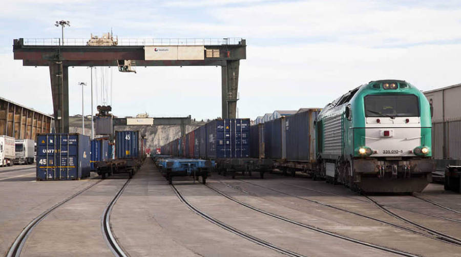 El transporte ferroportuario en el Puerto de Bilbao avanza hasta alcanzar su nivel r&eacute;cord