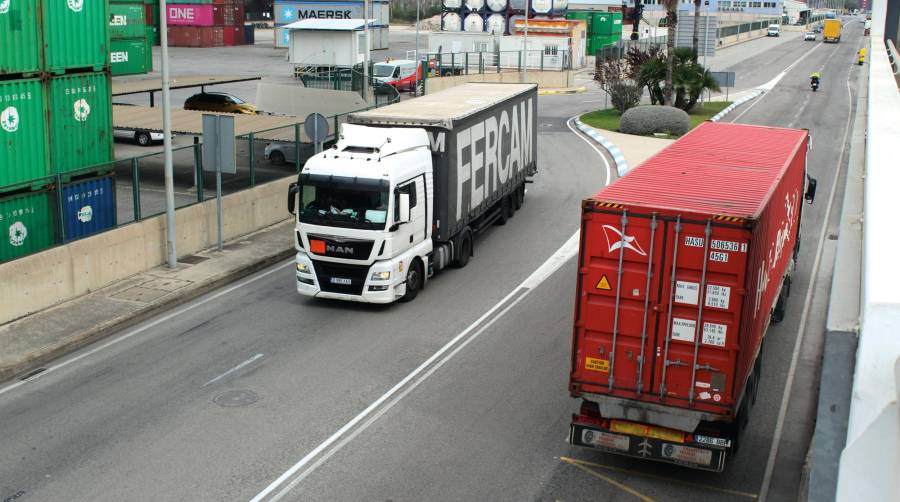 Aumenta la actividad del transporte en los puertos