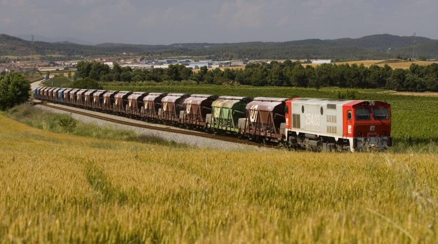 El tren descarrilado en Sant Boi transportaba potasas.