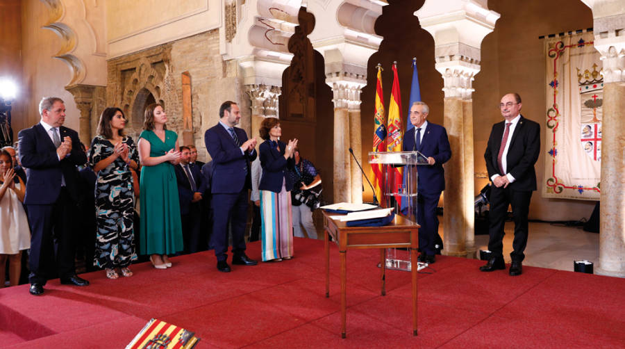 Javier Lamb&aacute;n tom&oacute; posesi&oacute;n como presidente del Gobierno de Arag&oacute;n el pasado s&aacute;bado.