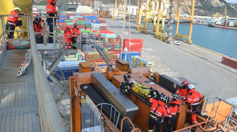 APM Terminals, sede del concurso de rescate de Bomberos de Barcelona