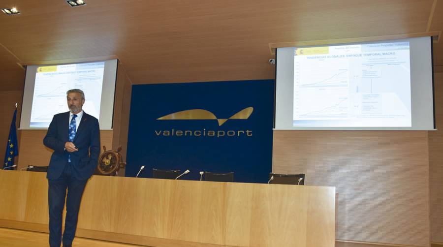 &ldquo;Es necesario que el Puerto de Valencia complete su Ampliaci&oacute;n&rdquo;