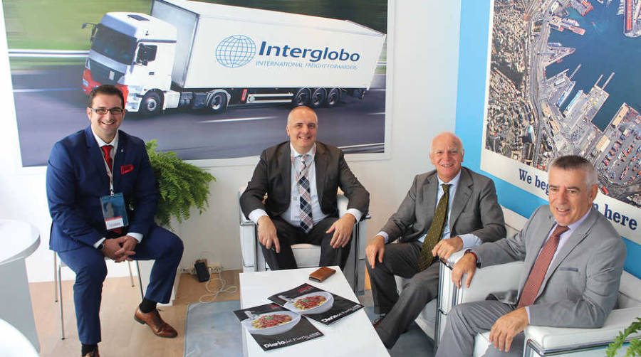 Desde la izquierda: Alberto Arana, director de Operaciones de Interglobo Customs Broker en Nueva York; Fabio Brasescco, presidente de Interglobo Far East en Hong Kong; Fabrizio Parodi, presidente de Interglobo Group; Jos&eacute; Fuertes, director general de Interglobo Forwarders Spain. Foto J.P.