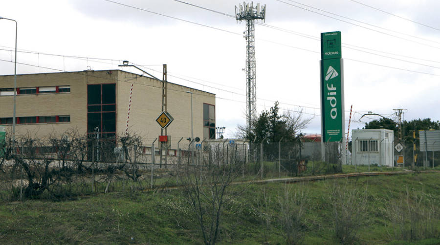 La Terminal Oeste supondr&aacute; una inversi&oacute;n de 30 millones y tendr&aacute; una capacidad anual de hasta 230.000 UTIs. Foto M.J.