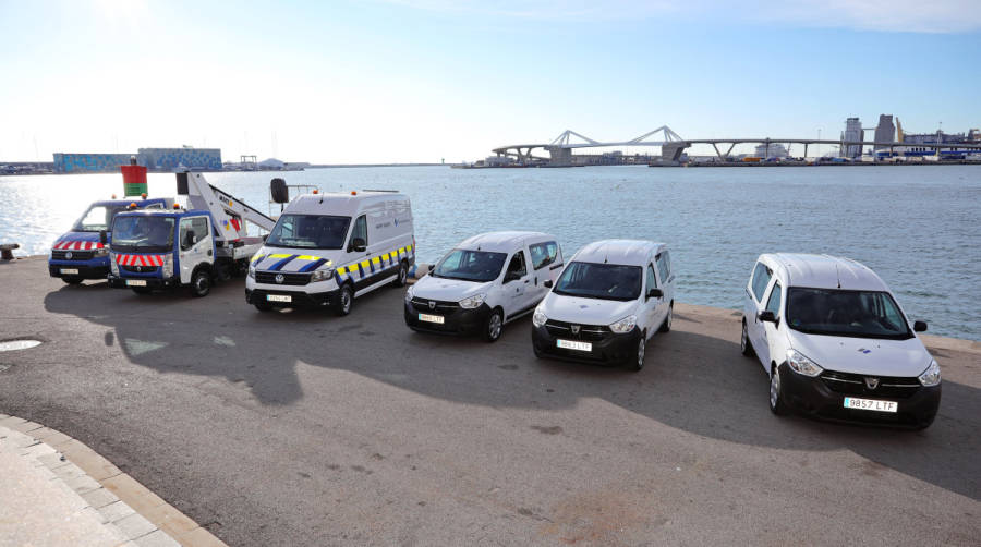 El Port de Barcelona avanza en la renovaci&oacute;n de su flota de veh&iacute;culos ECO