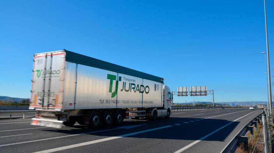 Plataforma convoca paro indefinido en el transporte por carretera a partir del lunes