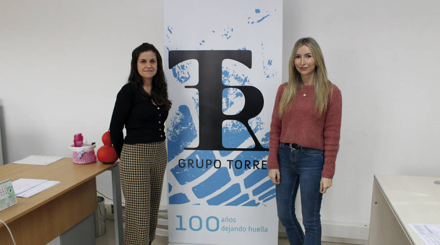 En la imagen M&oacute;nica Lozano, delegada de la Zona Centro; y Yolanda Fern&aacute;ndez, auxiliar de Tr&aacute;fico, de Grupo Torres en Madrid. Foto I.Pe&ntilde;a.