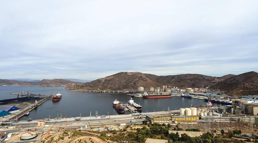 El recinto murciano ha experimentado crecimientos en las exportaciones de líquidos y sólidos.