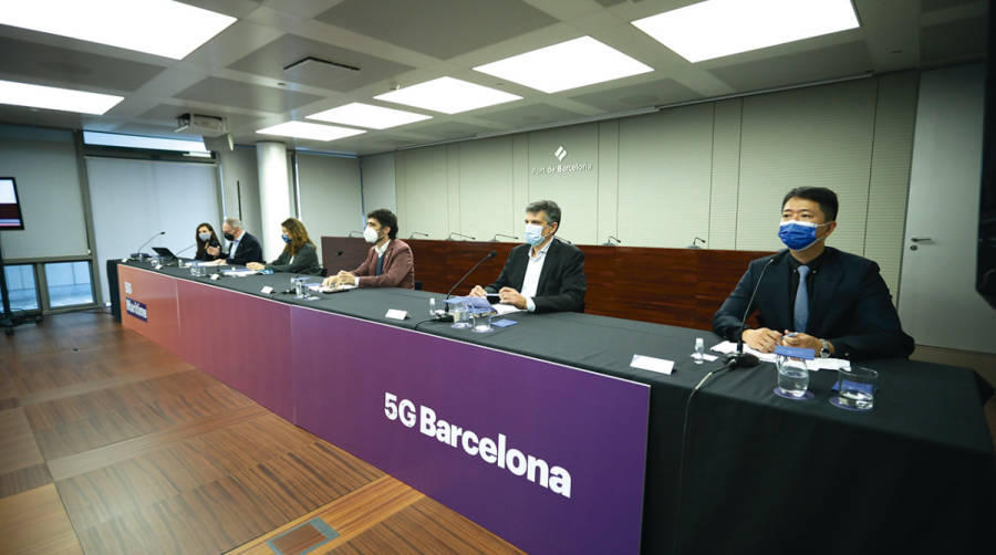 El Port de Barcelona impulsa el 5G para la ubicaci&oacute;n en tiempo real de los buques