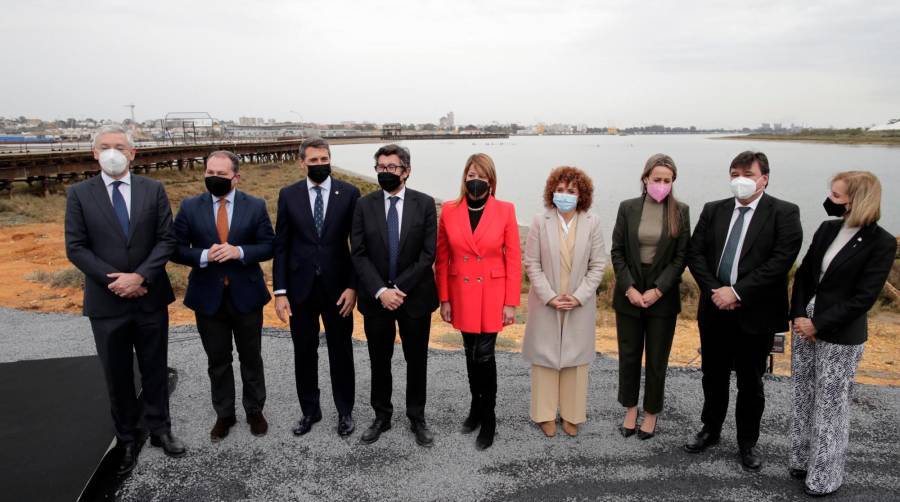 Acto institucional del Muelle de Tharsis.