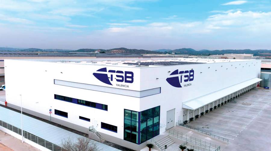 La nueva plataforma logística de TSB entró en funcionamiento ayer.