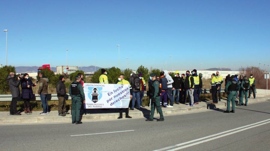 El sector del amarre de Barcelona busca el acuerdo tras la primera jornada de huelga