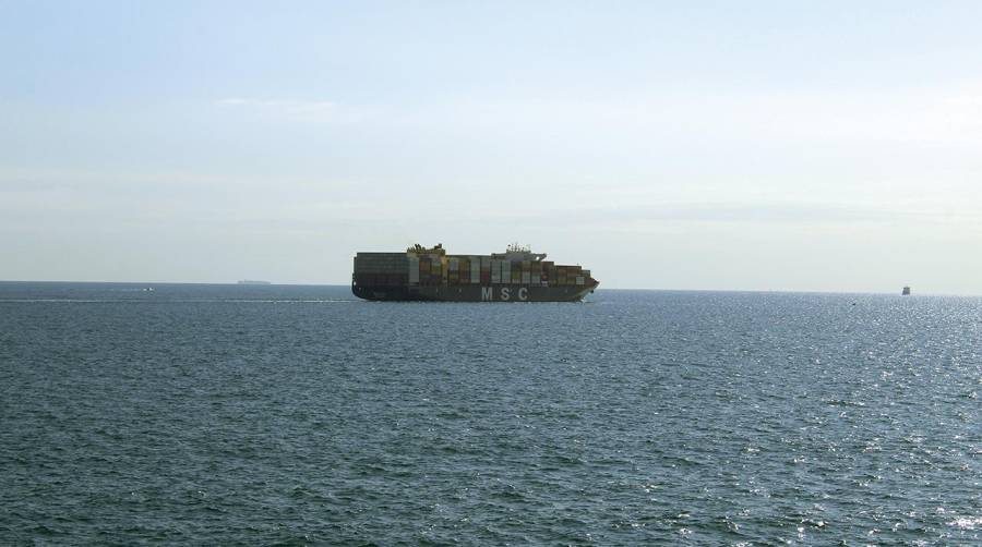 En los trayectos Asia-Europa del Norte y Asia-costa este de América del Norte se ha producido un fuerte descenso, así como en el Asia-Mediterráneo. Foto J.C.P.