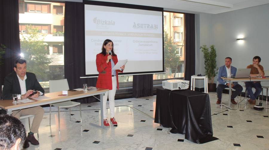 Sonia García, presidenta de Asetrabi, en una jornada en 2023. Foto J.P.