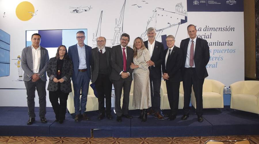 Raúl Pérez (AP Las Palmas); Nuria Obiols, (AP Tarragona), Frances Bonada (AP Barcelona); Ricardo Rodríguez-Martos (Stella Maris-Apostolado del Mar); Álvaro Rodríguez Dapena (OPPE); Elena Martínez (ISM); Paco Prado (Aportem-Puerto Solidario Valencia); Gerardo Vangioni (Mercy Ships Spain); y Carlos Botana (AP Vigo). Foto M.C.