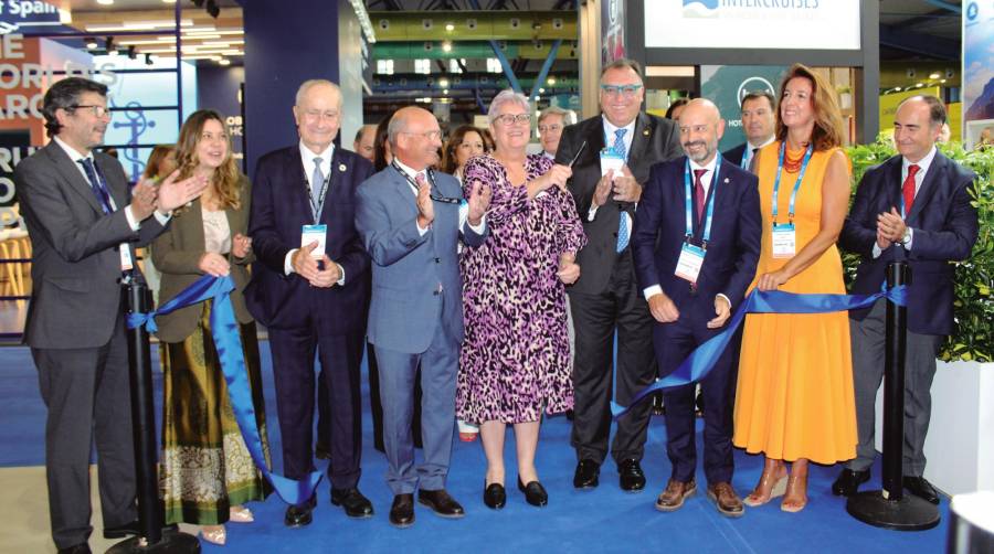 Un momento de la inauguración del certamen en el Palacio de Ferias y Congresos de Málaga en la jornada de ayer. Foto J.C.P.