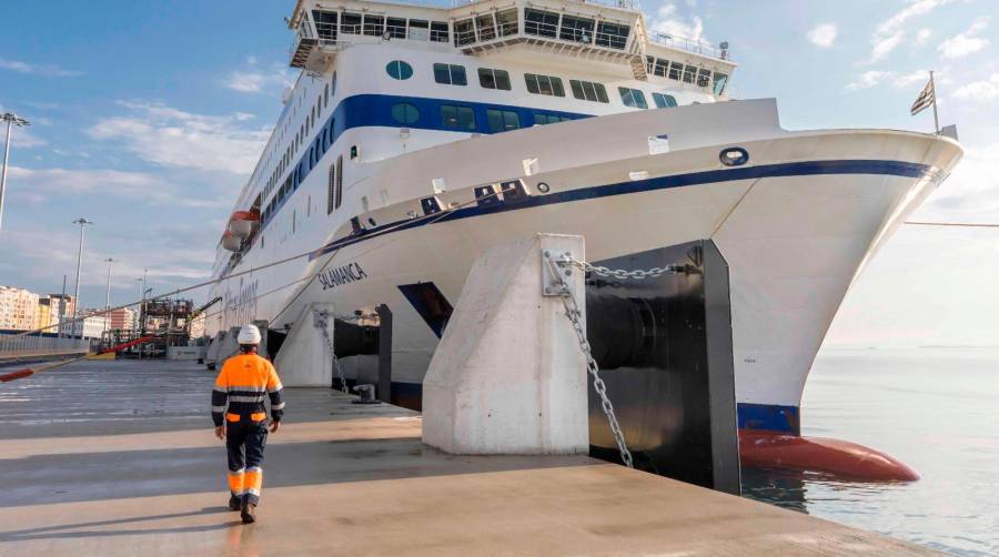 Repsol suministra bio-GNL a Brittany Ferries por primera vez en el Puerto de Santander