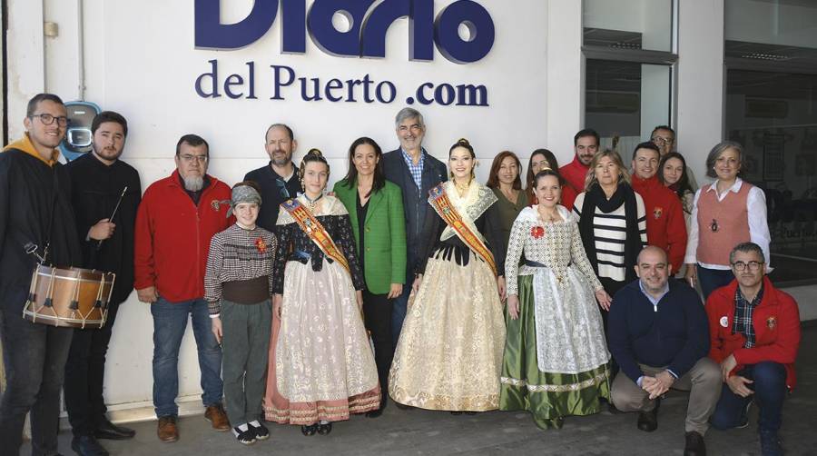 Una representación de la Comisión Dr. JJ Dómine Port ha visitado esta mañana las instalaciones de Grupo Diario. Foto: DP.