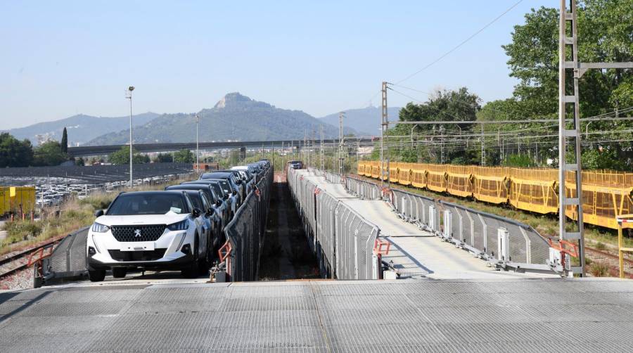 Adif adjudica las obras de instalaciones de seguridad y comunicaciones de La Llagosta