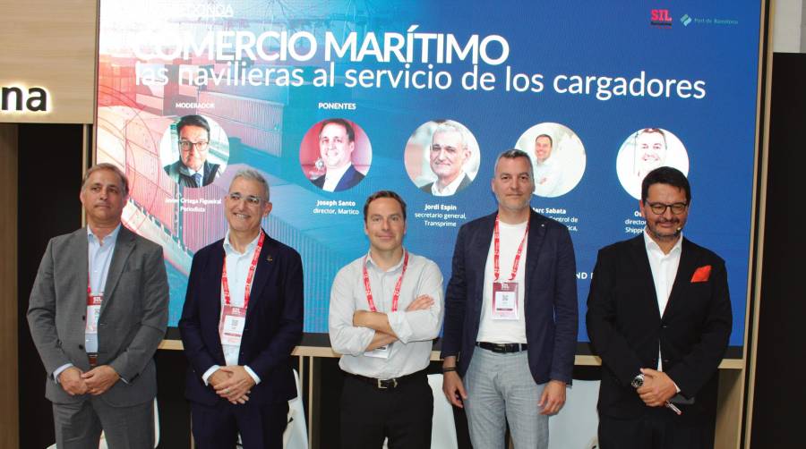 Joseph Santo, director de Martico y representante de Tailwind Shipping Lines; Jordi Espín, secretario general de Transprime; Marc Sabata, director de Control de Producción y Logística de Denso; Oscar Calvo, director general de JCV Shipping &amp; Solutions y Javier Ortega, moderador. Foto M.V.