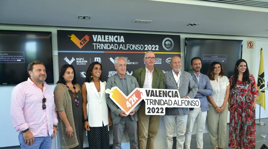 Asistentes y participantes en la rueda de prensa de presentación de la Mini Maratón Valencia MSC el pasado miércoles. Foto: FV.