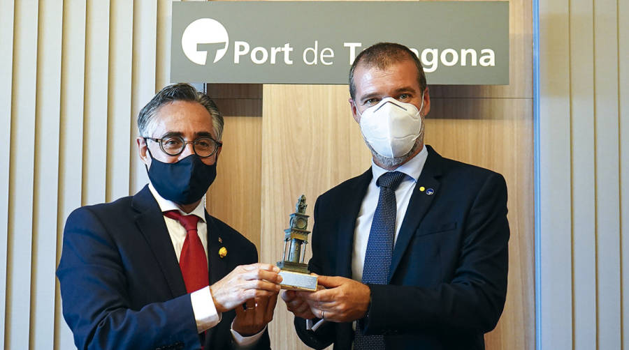 La Generalitat y Port de Tarragona colaborar&aacute;n en el impulso de la ZAL