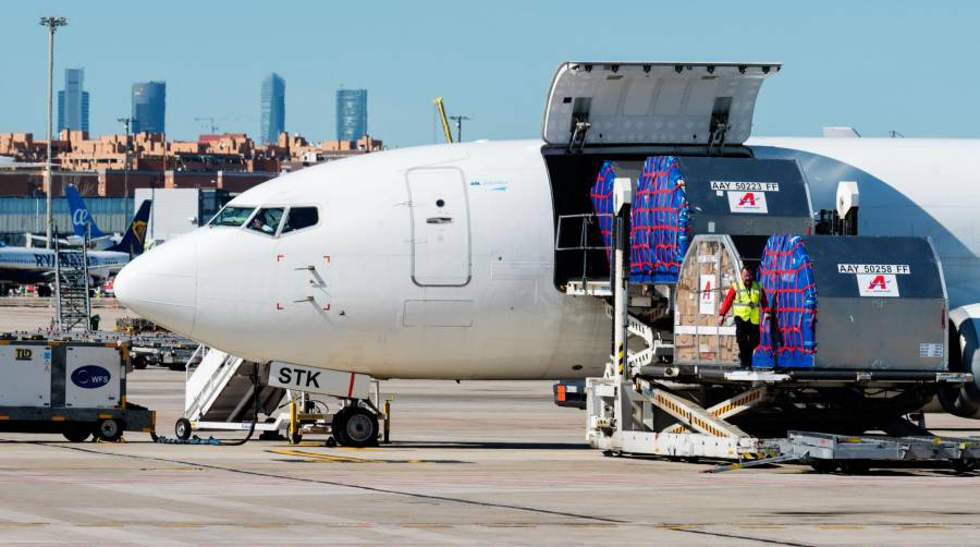 El gestor aeroportuario no ha contratado la ubicación de esta nueva superficie logística.