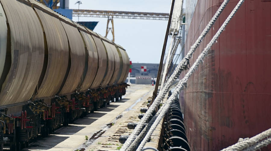 Parte del Port de Tarragona el primer tren cargado íntegramente de harina de soja