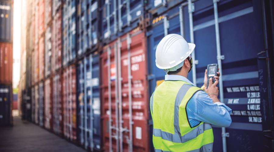 Los agentes y representantes aduaneros aseguran la legitimidad del comercio internacional.