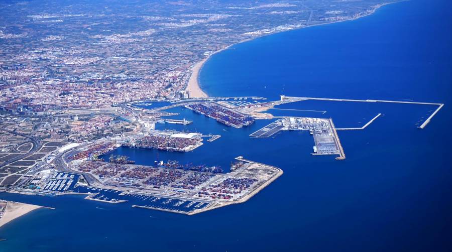 Imagen aérea del Puerto de Valencia.