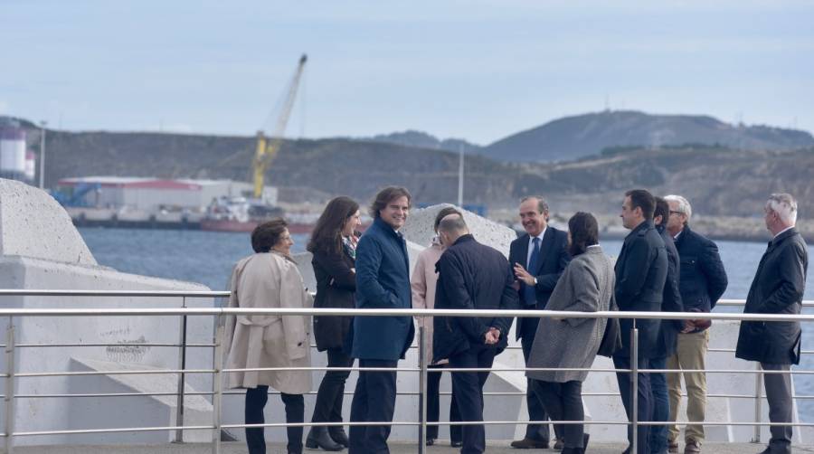 El Consejo de Administraci&oacute;n de la Autoridad Portuaria de A Coru&ntilde;a visit&oacute; las instalaciones de Langosteira, previamente a la reuni&oacute;n que celebr&oacute; el &oacute;rgano.