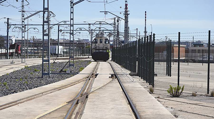 Adif licita la gesti&oacute;n de la terminal de transporte de mercanc&iacute;as de Tarragona por un m&iacute;nimo de 820.000 euros