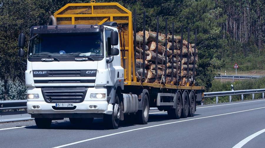 Galicia habilitará 1.500 plazas de aparcamiento para camiones