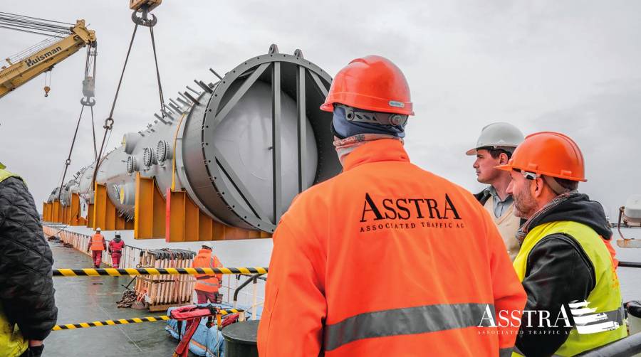 AsstrA completa una carga de proyecto de Oil &amp; Gas para Polonia desde Gijón y Bilbao