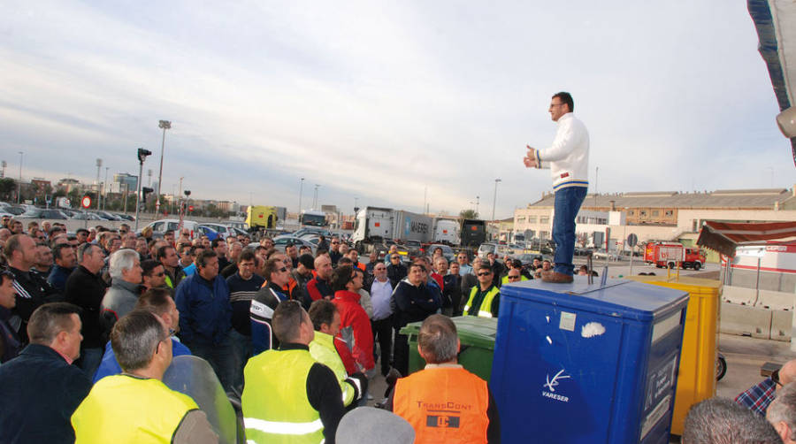 El conflicto del transporte en Valencia se agrava y los aut&oacute;nomos lanzan un paro indefinido