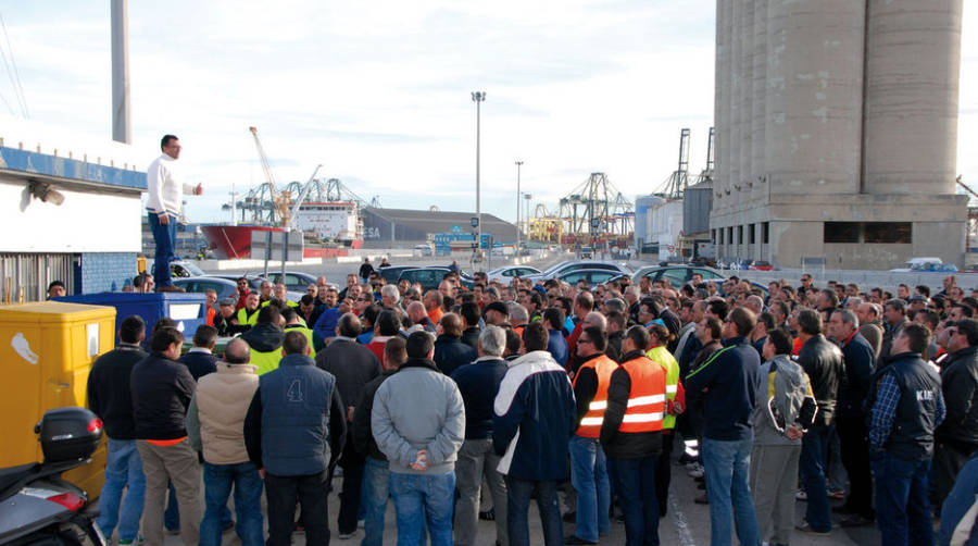 El conflicto del transporte en Valencia se agrava y los aut&oacute;nomos lanzan un paro indefinido