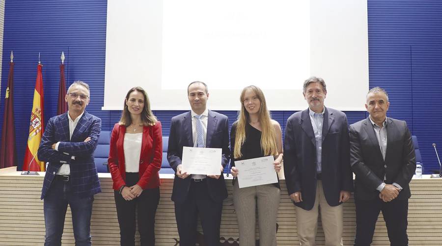 El Puerto de Cartagena premia los trabajos Fin de Grado y Fin de Máster de la Cátedra de Medio Ambiente