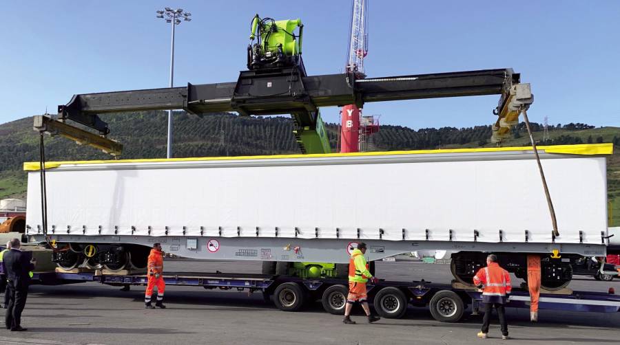 El proyecto ferroviario que gestiona Lamaignere arrancó ayer en la terminal de Toro y Betolaza del Puerto de Bilbao y se prolongará hasta mediados de 2023.