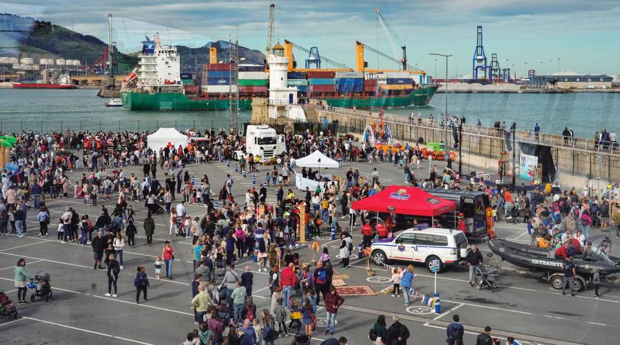 El Puerto de Bilbao redobla sus esfuerzos en los ámbitos social y medioambiental