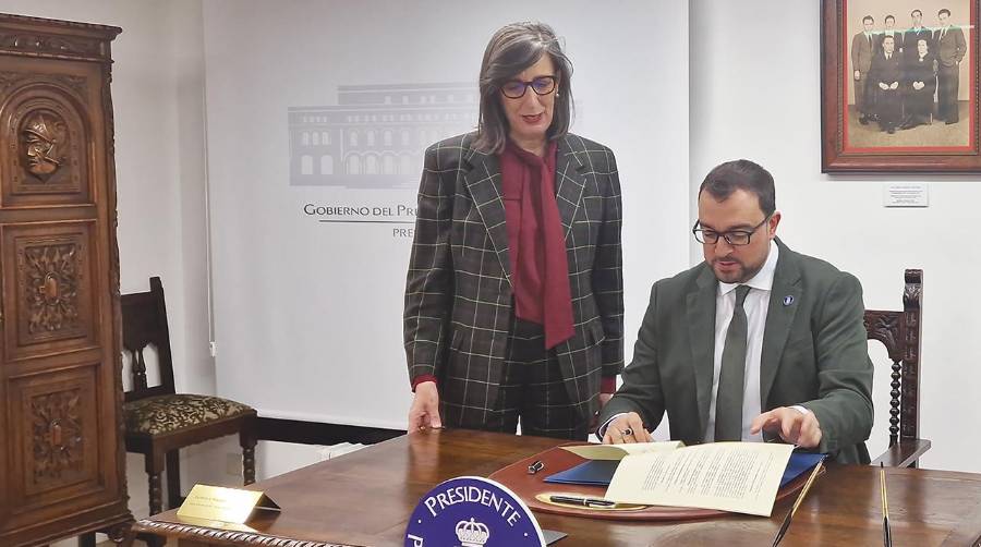 Nieves Roqueñí será la nueva presidenta del Puerto de Gijón