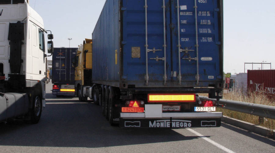 Francia plantea nuevas restricciones al transporte por carretera