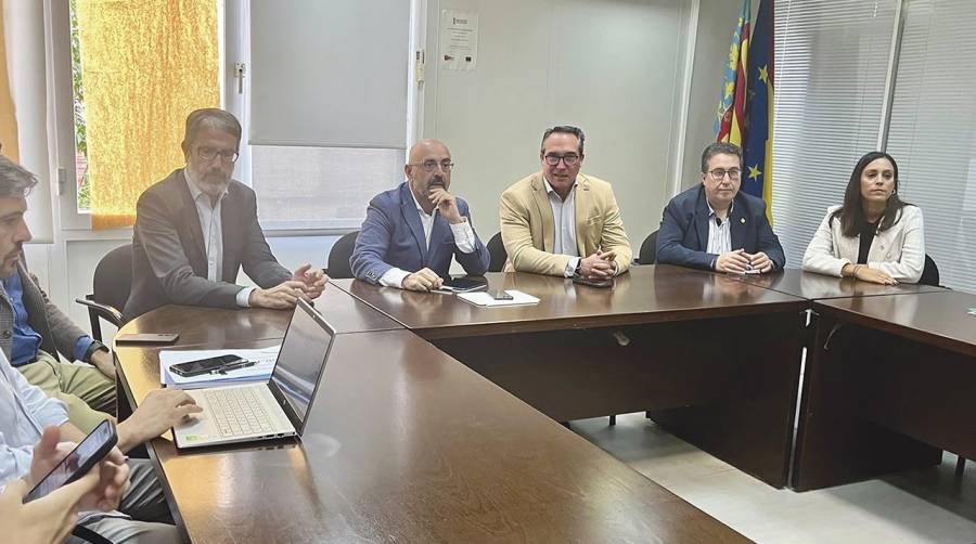 PortCastelló y la Conselleria de Innovación impulsan el hub tecnológico del Muelle de Costa