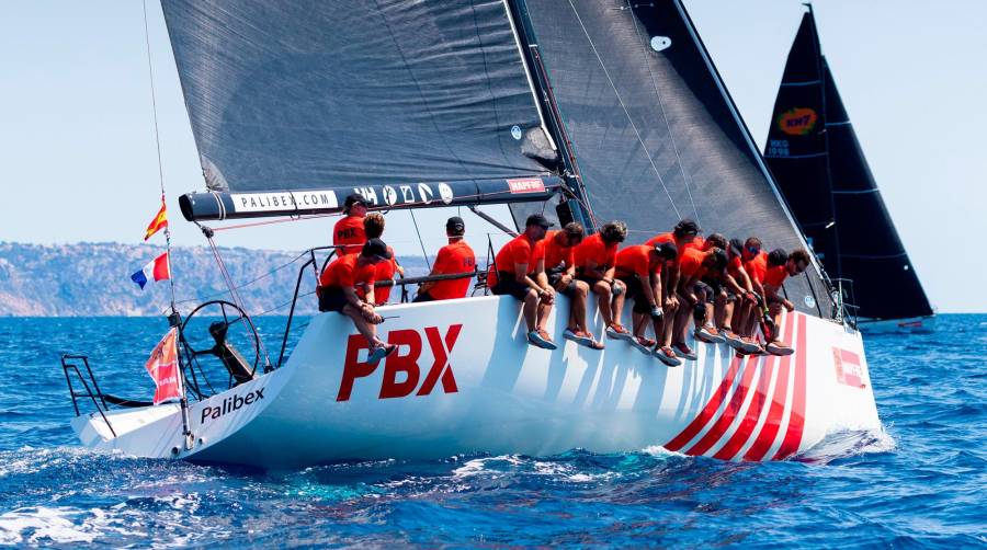 Palibex celebra los resultados de su primera participación en la Copa del Rey de Vela