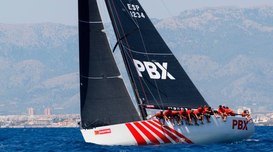 Palibex celebra los resultados de su primera participación en la Copa del Rey de Vela