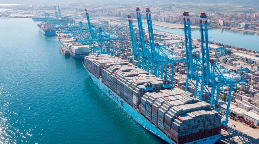 El Puerto de Algeciras cumple nueve años operando megaships