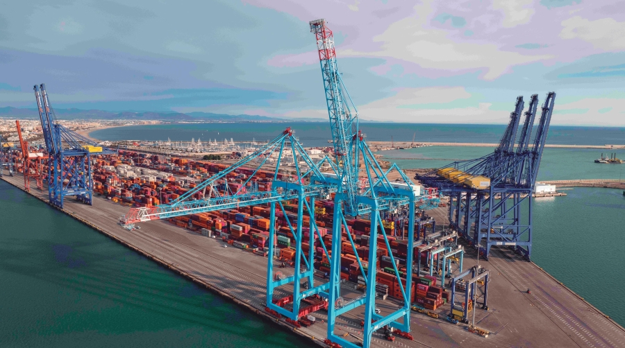 APM Terminals Valencia pondrá en servicio sus dos nuevas grúas STS en el segundo trimestre